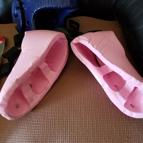 Century sparring gear, set youth size Karate - Picture 3 of 3